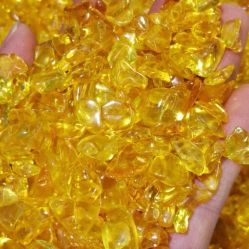 能量晶石收藏~加色黄水晶碎石 家庭装饰品 供佛消磁石100克：圖片 2