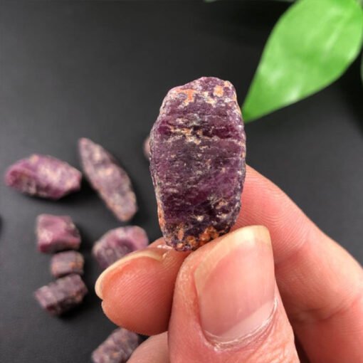 能量水晶正品~天然红宝石红刚玉原石疗愈能量石矿物晶石标本原矿石供佛送人礼品：圖片 4