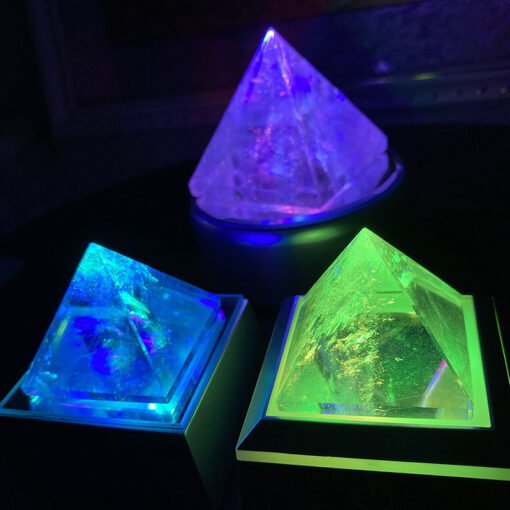 能量晶石收藏~天然白水晶粉晶紫晶金字塔发生器许愿灵修疗愈能量水晶居家摆件：圖片 4