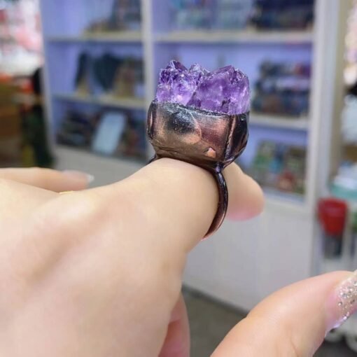 天然能量水晶 天然紫晶牙戒圈吊坠镶嵌 复古风铜包边电镀灵气师手工：圖片 3
